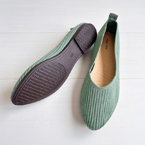 【JB selection】Vカットニットパンプス