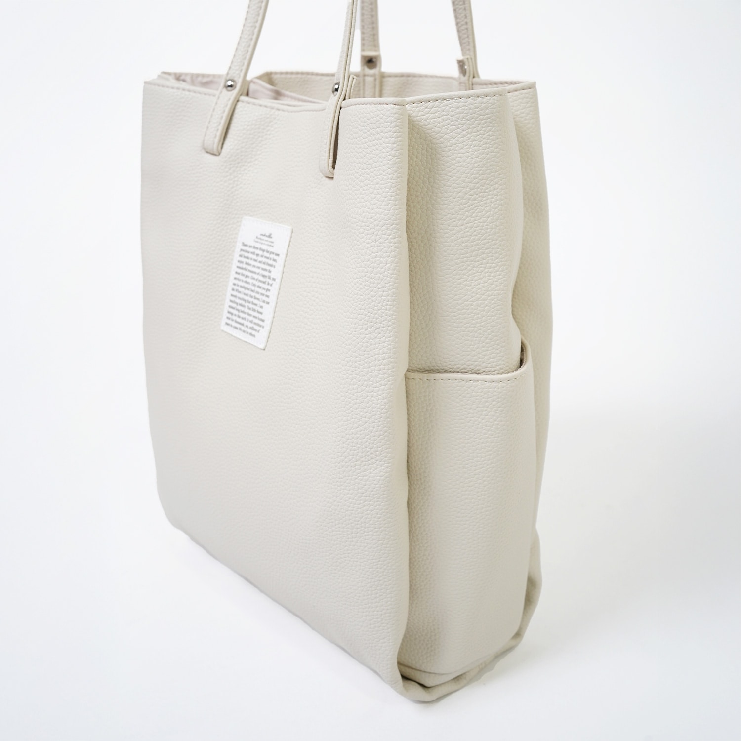 A4�Ή�3�w�g�[�g�o�b�O