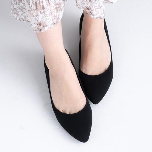 アーモンドトゥプレーンパンプス<ふわさら>【新色】