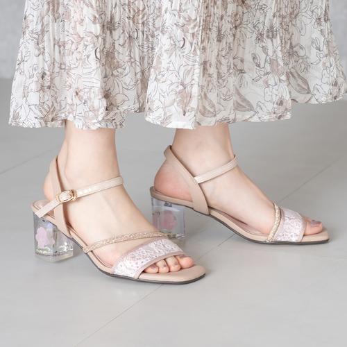 フラワークリアヒールストラップサンダル