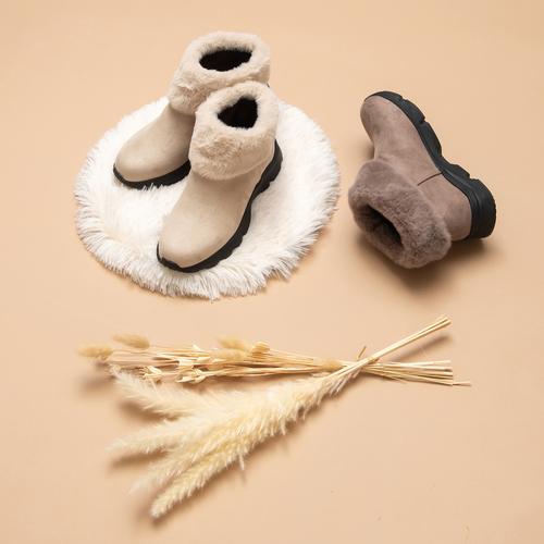 軽量ファートリミングショートブーツ