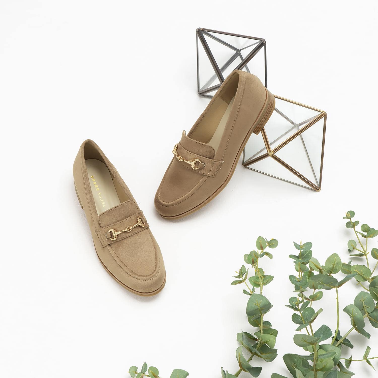 ゴールドビットローファー