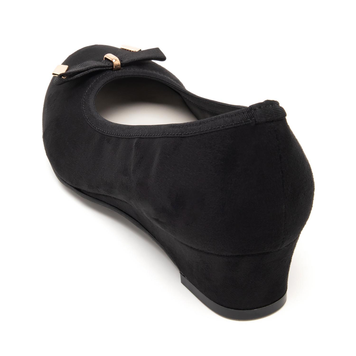 メタルアクセントリボンハーフウエッジパンプス