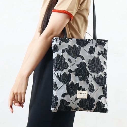 フラワージャガードトートバッグ