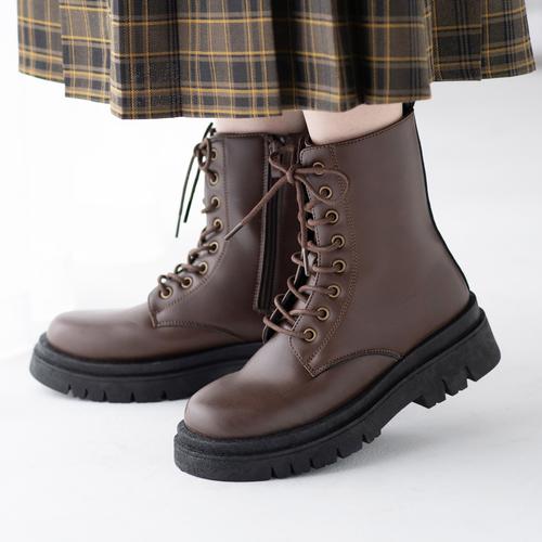 トラックソールレースアップショートブーツ