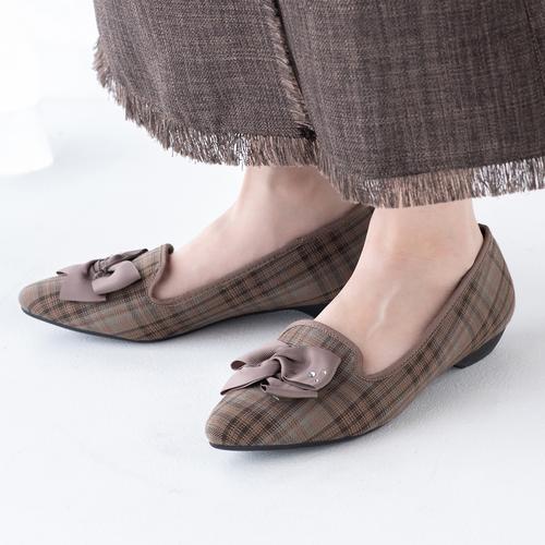 ツイストリボンオペラデザインパンプス